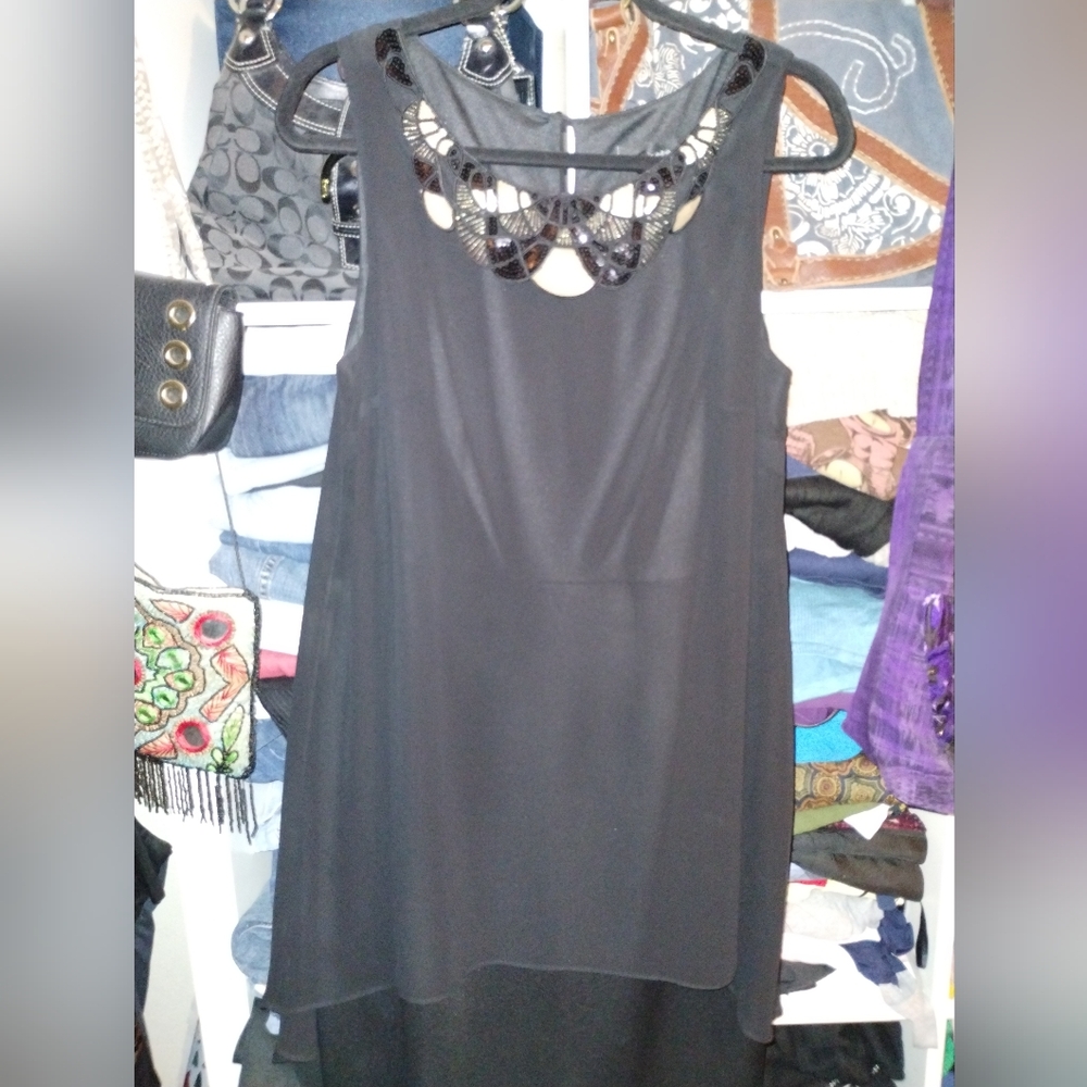 Connected apparel size 10 midi dress